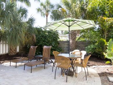 Anna Maria Island Holmes Beach Home 7946